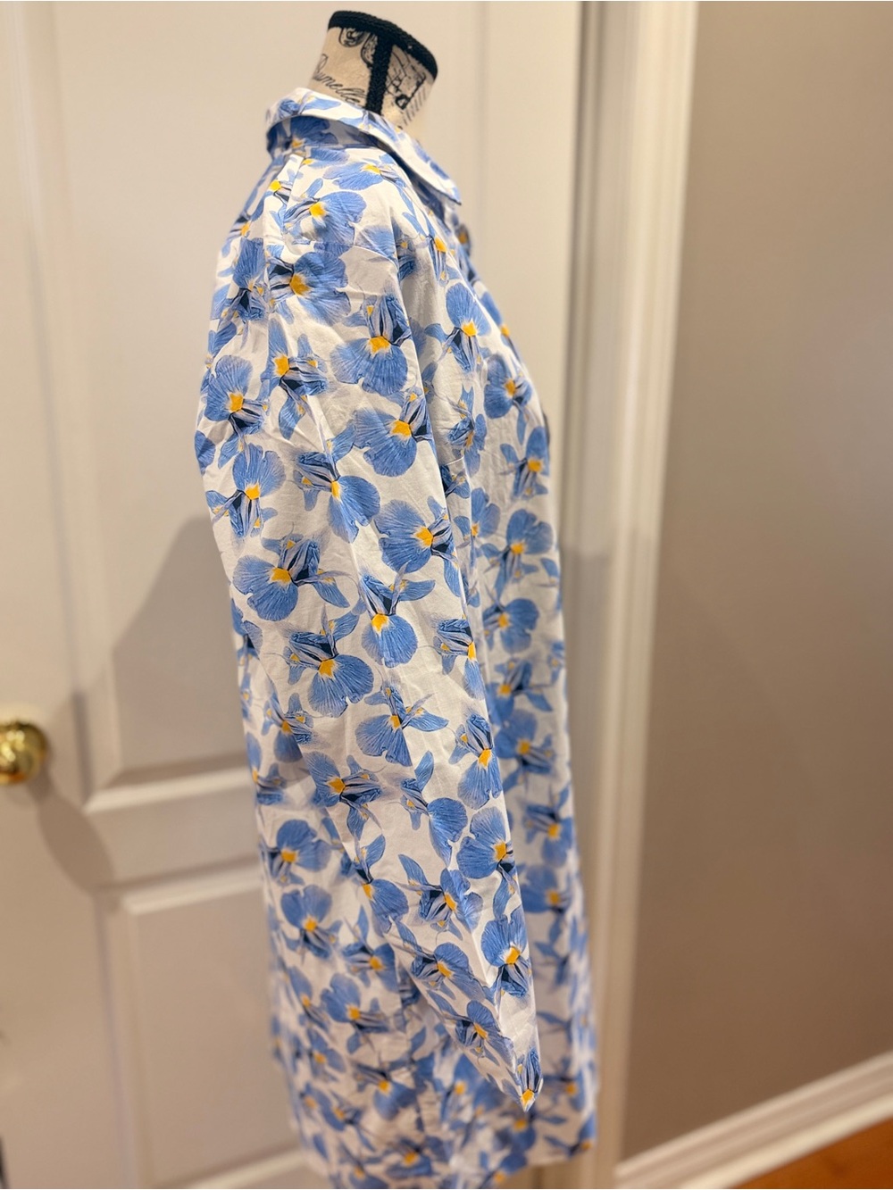 COS Blue and White Floral Shirt Dress with Yellow Accents - Picture 12 of 16